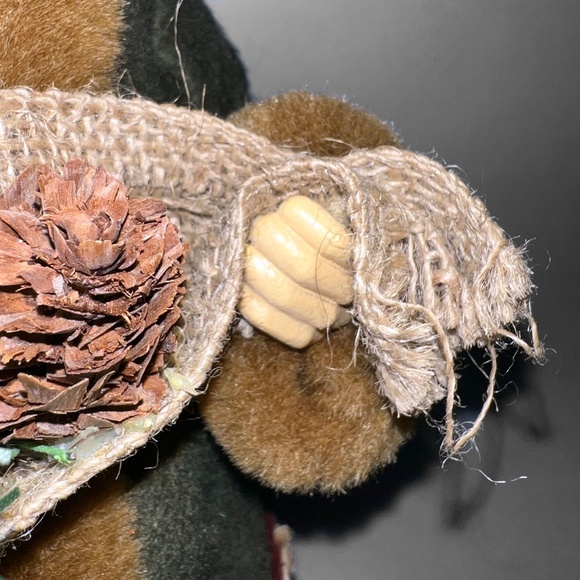 Victorian Santa Claus Standing Decoration - Picture 4 of 10